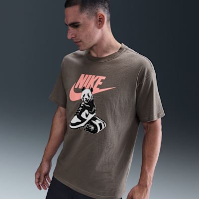 Nike Sportswear Dunk Men's T-Shirt. Nike.com Nike Sportswear Dunk Men's T-Shirt. Nike.com